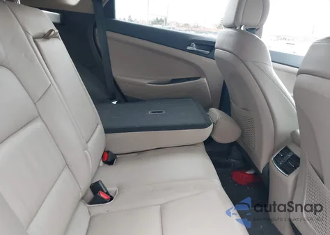 2016 Hyundai Tucson Limited z USA, uszkodzony, nr VIN KM8J3CA28GU145704